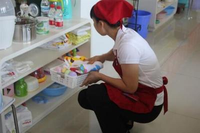 专业家政服务 市中区新浩保洁，您身边的清洁专家